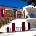 Alojamentos Turisticos Sao Torcato Moradal Turismo Espaco Rural Landsted *