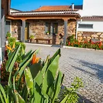 Landhaus Alojamentos Turisticos Sao Torcato Moradal Turismo Espaco Rural Estreito