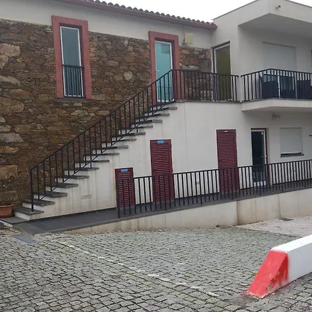 Alojamentos Turisticos Sao Torcato Moradal Turismo Espaco Rural Venkovský dům Estreito