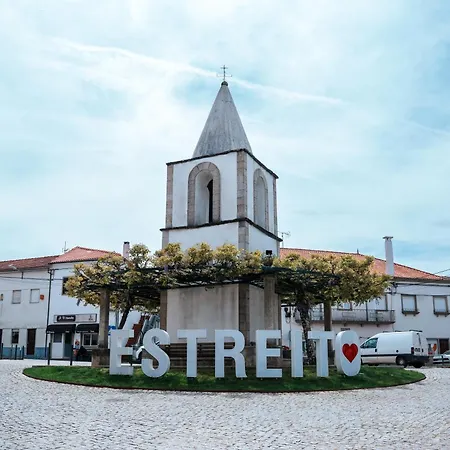 Alojamentos Turisticos Sao Torcato Moradal Turismo Espaco Rural 컨트리하우스