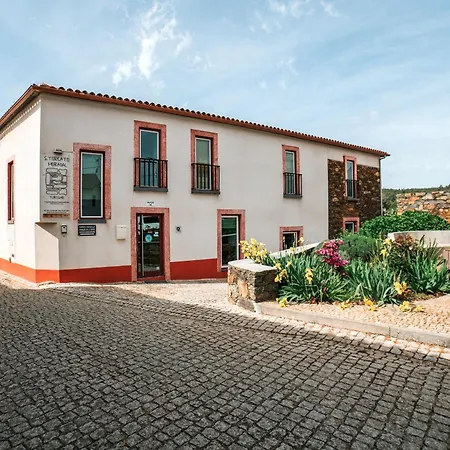 Εξοχικό σπίτι Alojamentos Turisticos Sao Torcato Moradal Turismo Espaco Rural