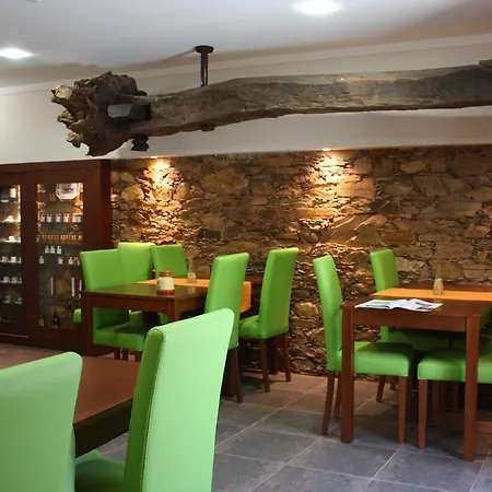Alojamentos Turisticos Sao Torcato Moradal Turismo Espaco Rural Estreito