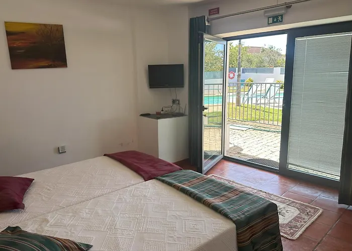 Alojamentos Turisticos Sao Torcato Moradal Turismo Espaco Rural * Estreito