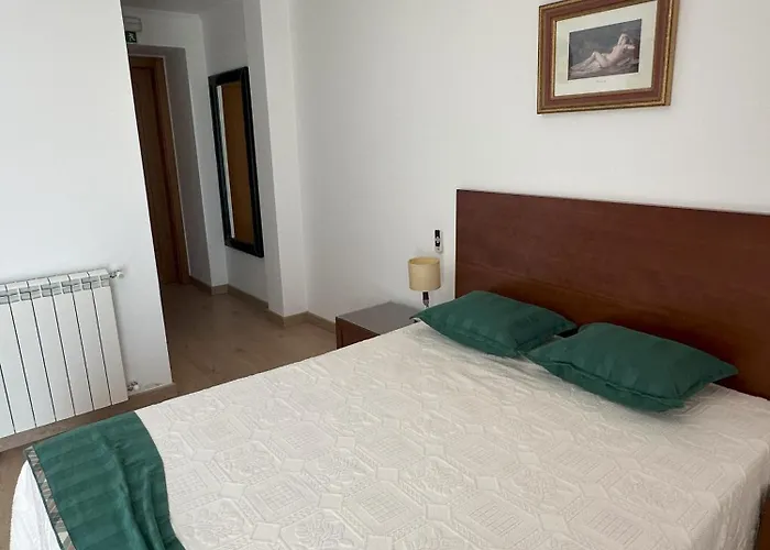 בית כפרי Alojamentos Turisticos Sao Torcato Moradal Turismo Espaco Rural Estreito