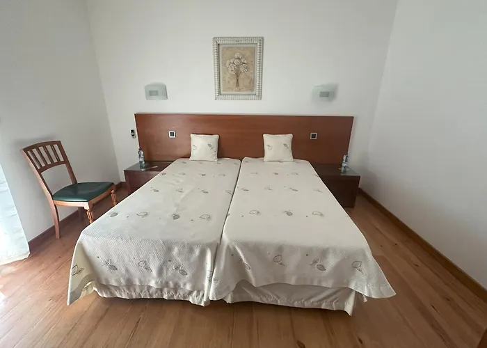 Alojamentos Turisticos Sao Torcato Moradal Turismo Espaco Rural * Estreito